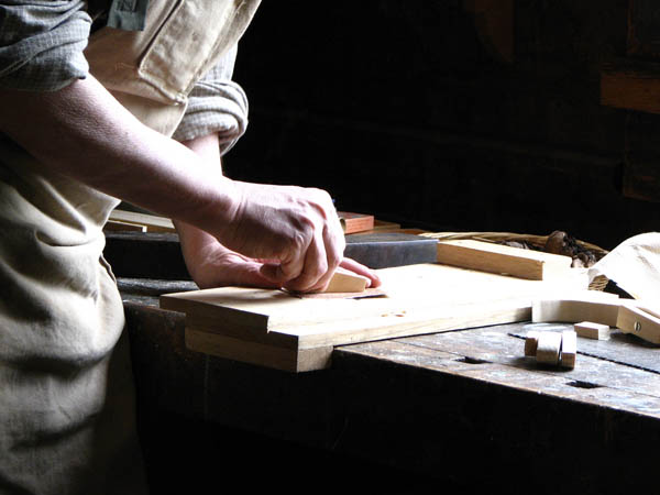 Ofrecemos un servicio de <strong>carpinterÃ­a  de madera y ebanisterÃ­a en Sant Carles de la RÃ pita</strong> adaptado a las necesidades del <strong>cliente</strong>.